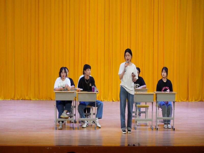 《校园疫情》第一名.jpg